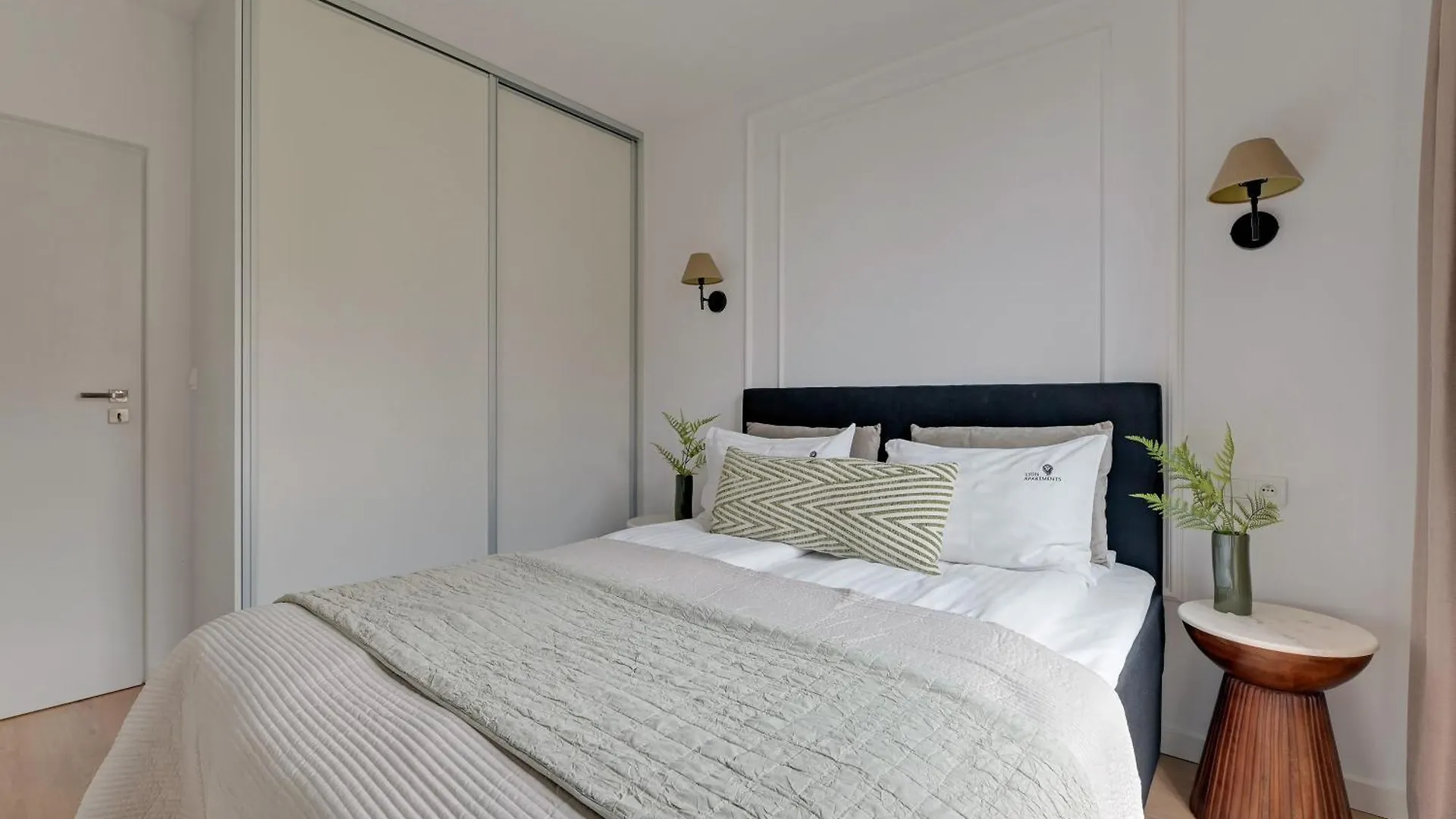 Front Park Apartments With Parking By Lion Apartments Gdansk 0*,